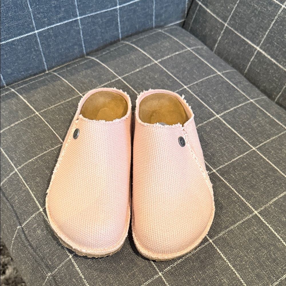 Birkenstock Zermatt Slippers – Pink Canvas, Size 38
